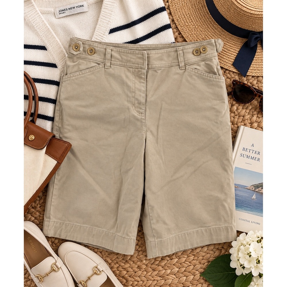 Jones New York Sport Bermuda Shorts 8 Khaki Old Money Coastal Grandma Preppy